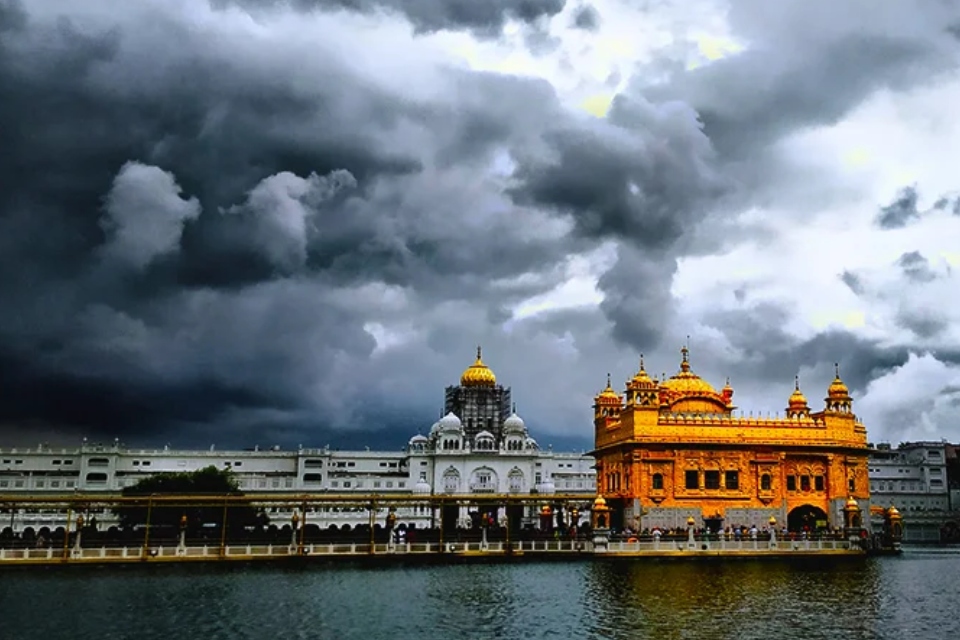 Himachal Fantasy With Amritsar Tour